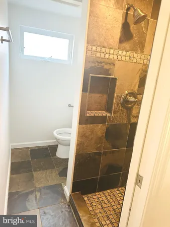 $3,200 | 11231 Ashley Drive, Rockville, MD 20852