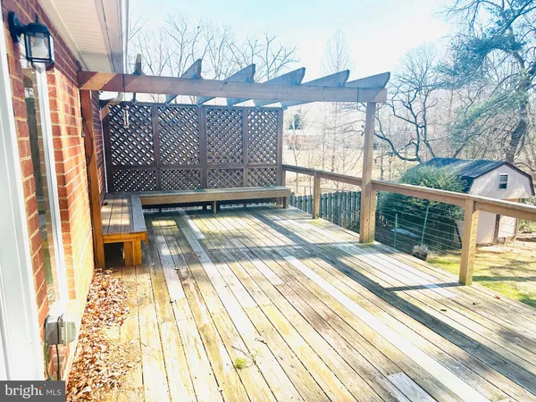$3,200 | 11231 Ashley Drive, Rockville, MD 20852