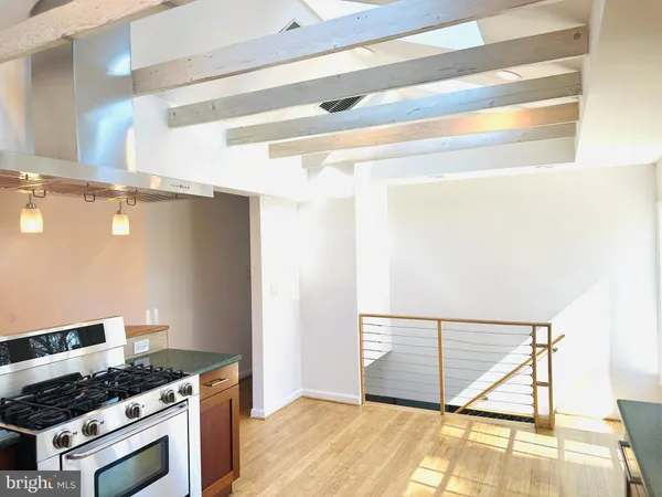 $3,200 | 11231 Ashley Drive, Rockville, MD 20852