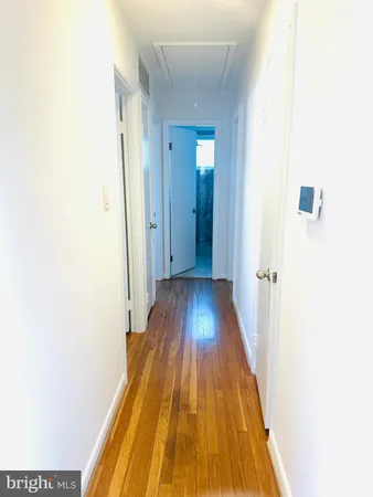 $3,200 | 11231 Ashley Drive, Rockville, MD 20852