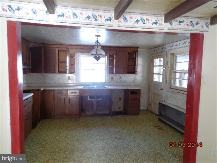 98 Kremp Road Mohnton, PA 19540 - Photo 2 of 6 Gallery Image 2