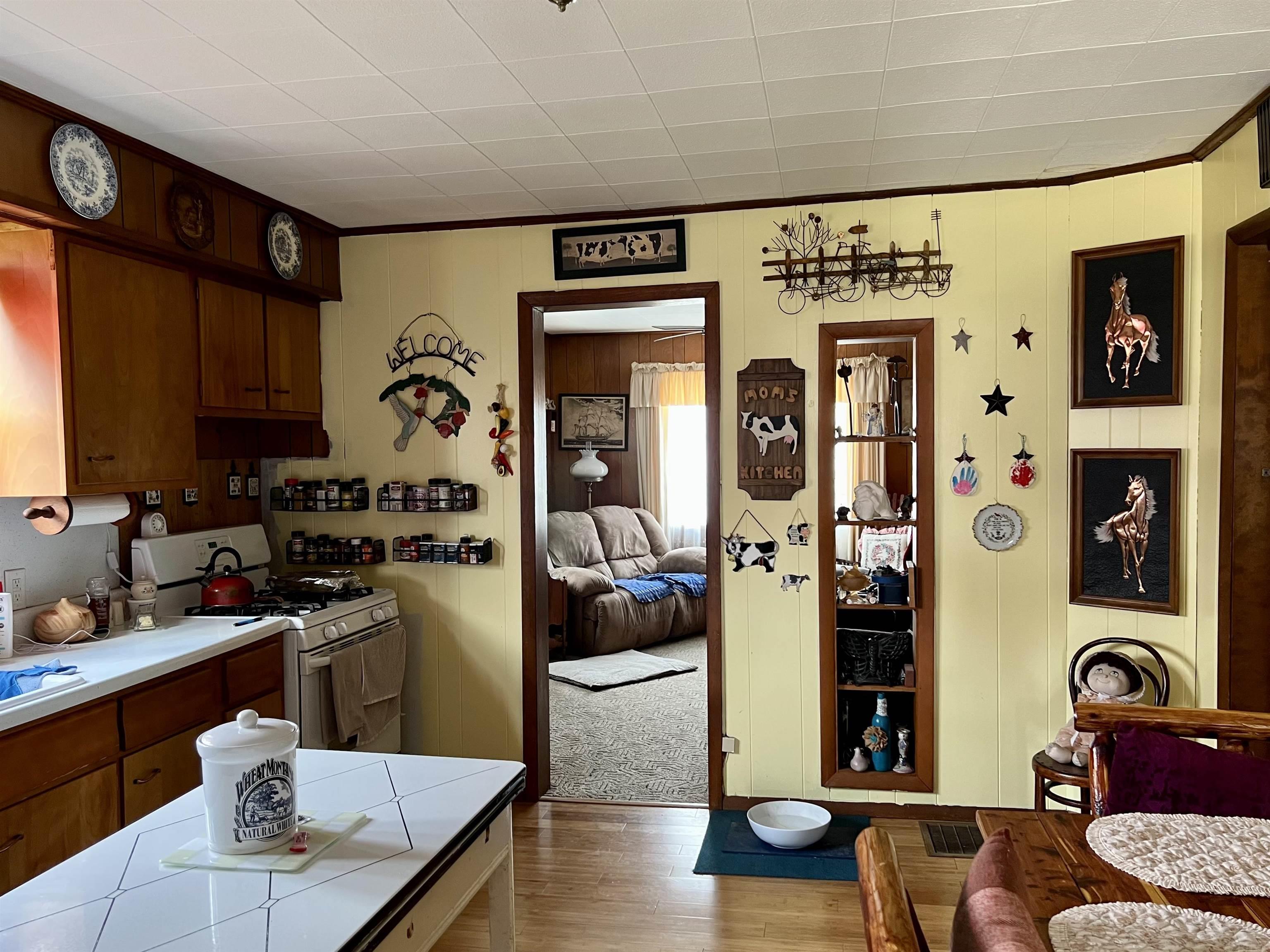 1104 Maple Street Mitchell, IN 47446 - Photo 11 of 22 Gallery Image 11