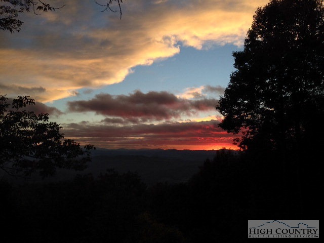 1940 Silverleaf Road Zionville, NC 28698 - Photo 25 of 39 Gallery Image 25