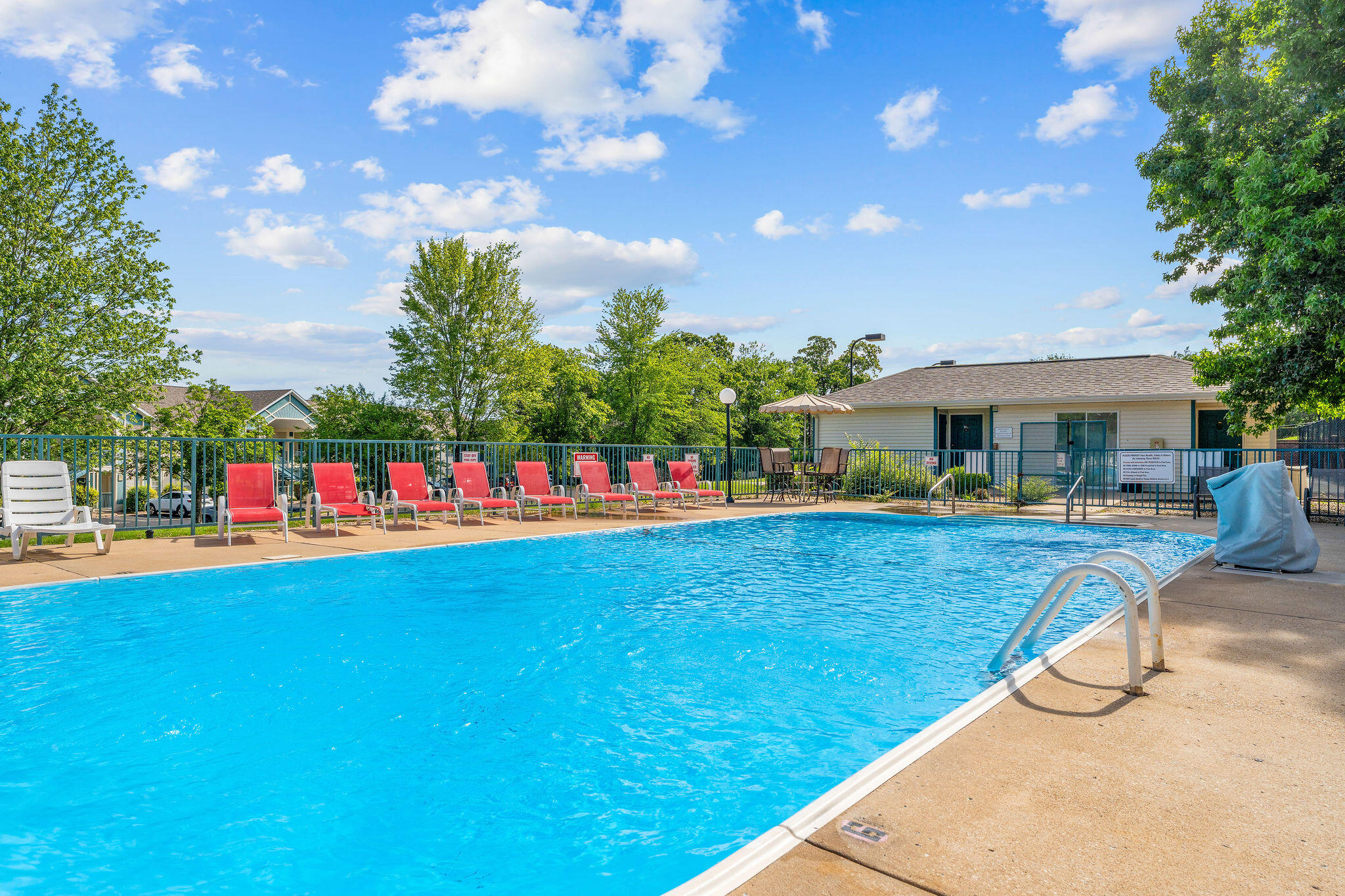 530 Spring Creek Road, Unit 12 Branson, MO 65616 - Photo 37 of 47 Pool at The Champions