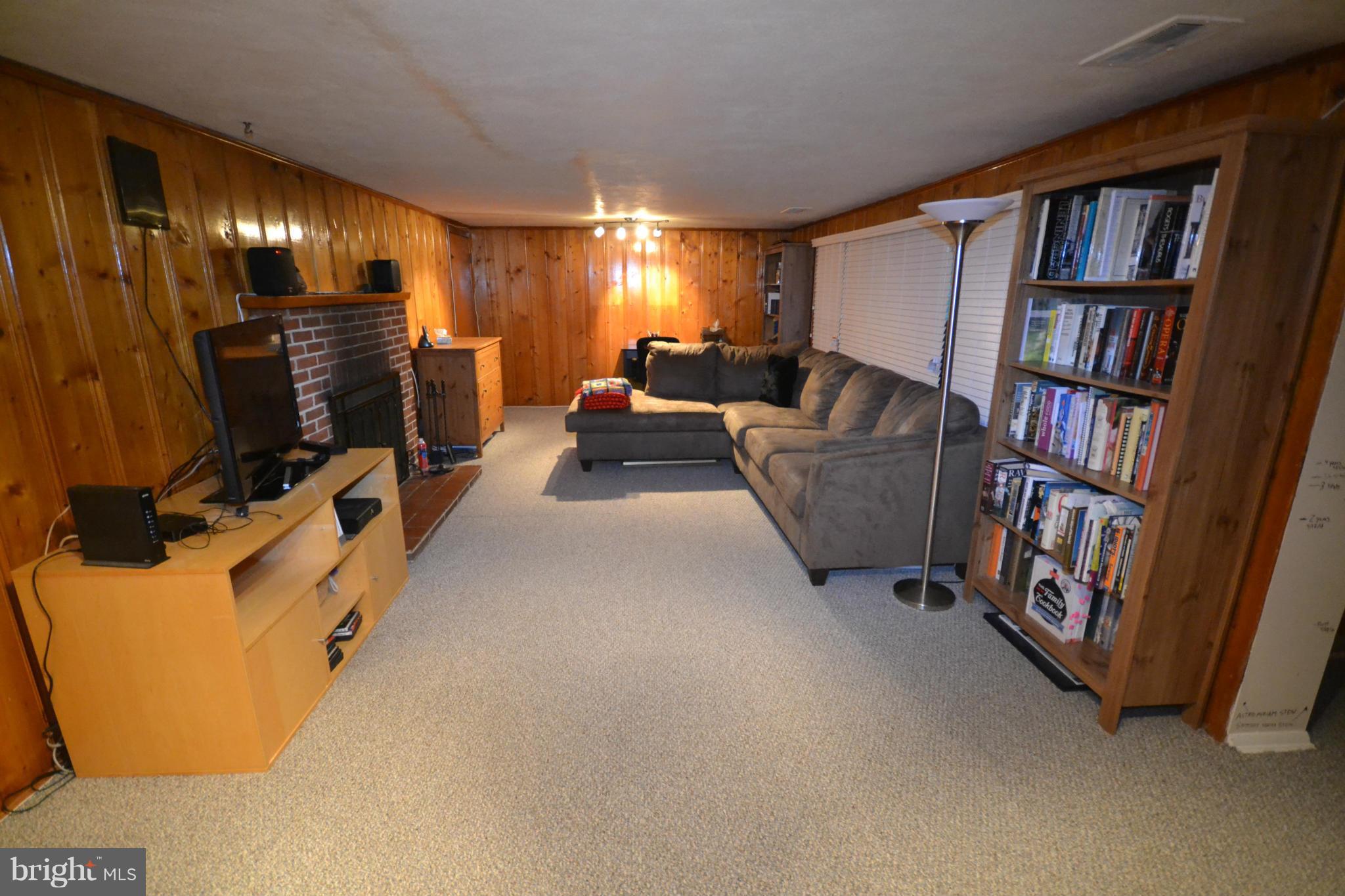 3108 Hatton Road Pikesville, MD 21208 - Photo 20 of 23 Family Room
