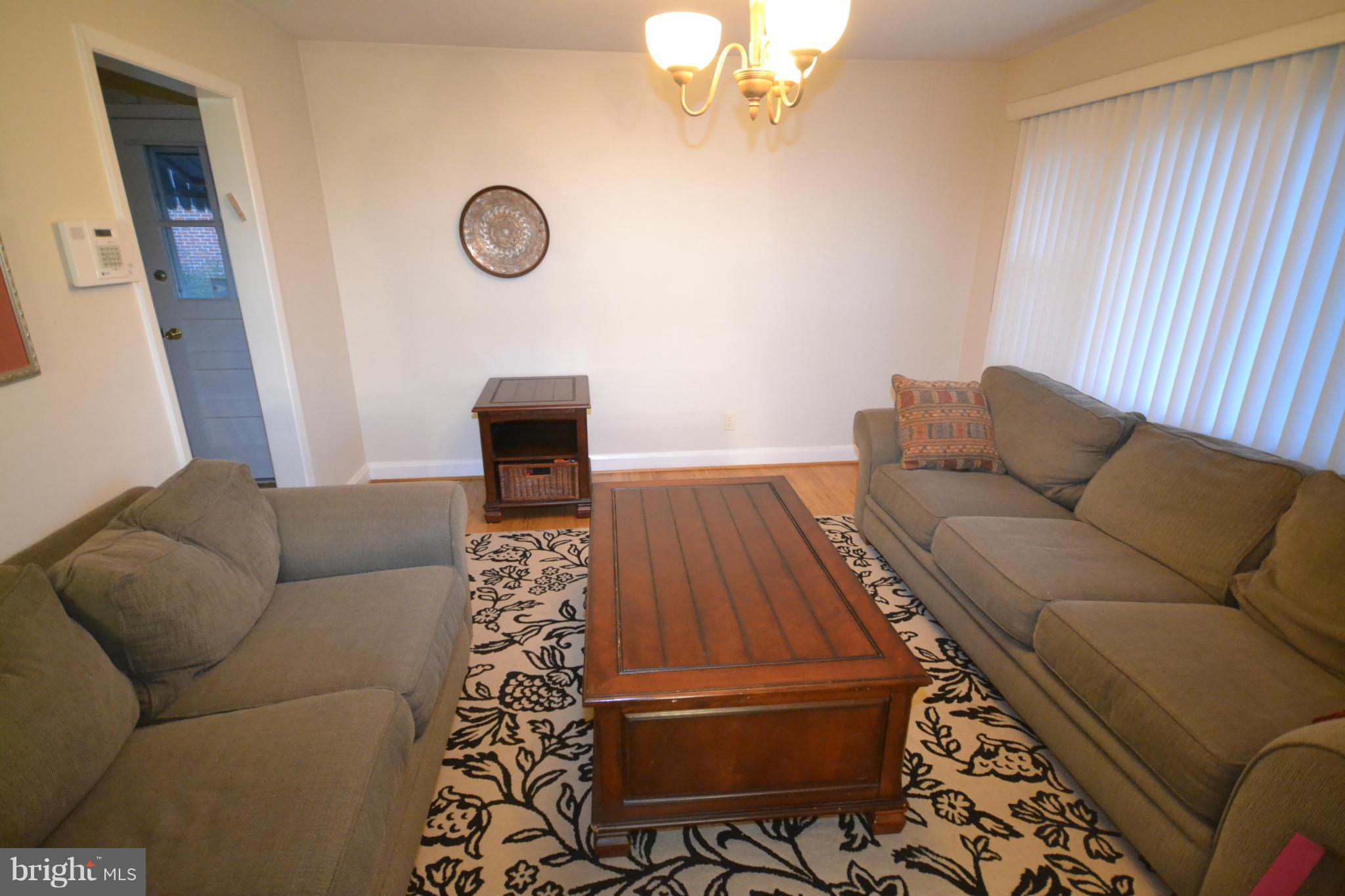 3108 Hatton Road Pikesville, MD 21208 - Photo 7 of 23 Living Room
