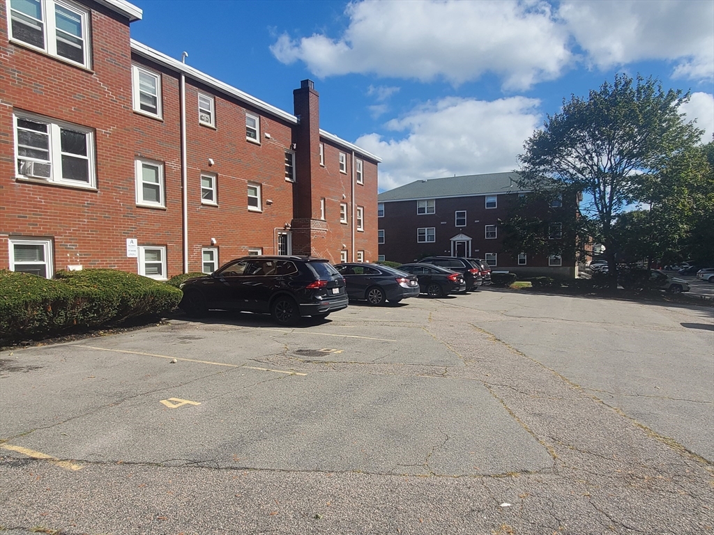 433 A Sea Street, Unit 2 Quincy, MA 02169 - Photo 11 of 12