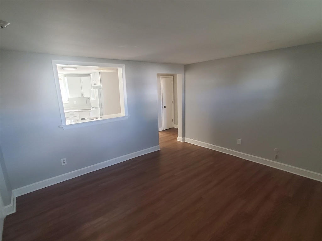 433 A Sea Street, Unit 2 Quincy, MA 02169 - Photo 3 of 12