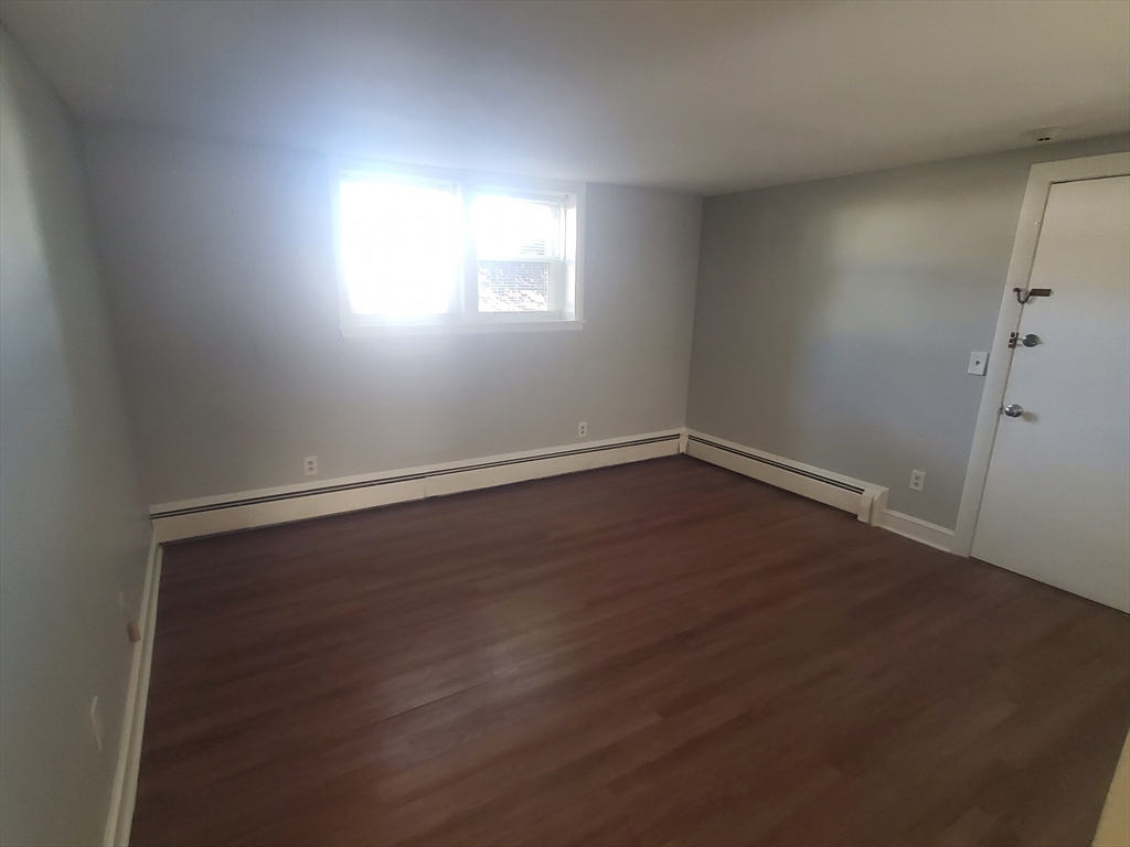 433 A Sea Street, Unit 2 Quincy, MA 02169 - Photo 5 of 12