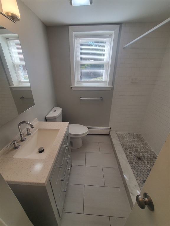 433 A Sea Street, Unit 2 Quincy, MA 02169 - Photo 9 of 12