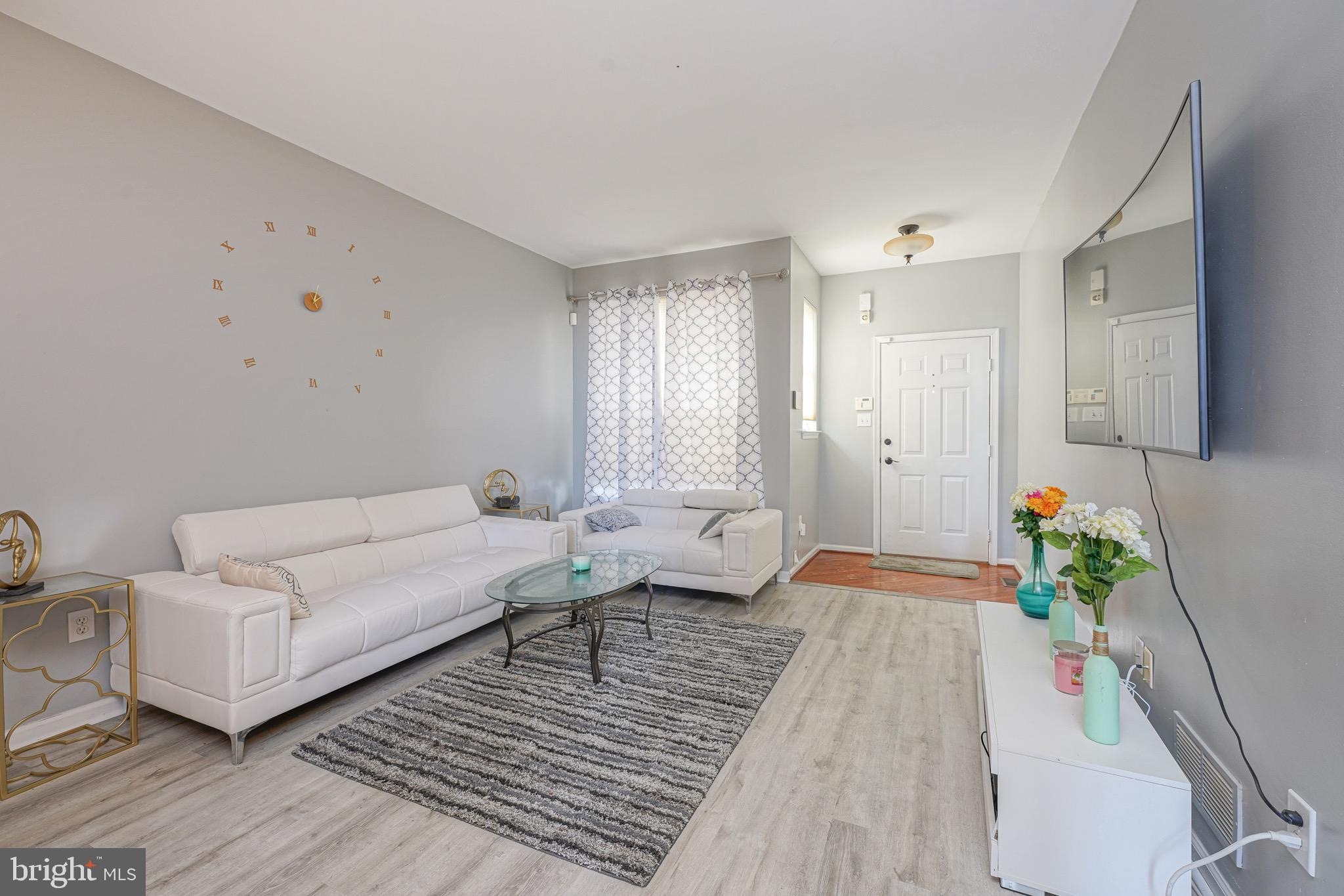 86 Threadleaf Terrace Burlington, NJ 08016 - Photo 2 of 32