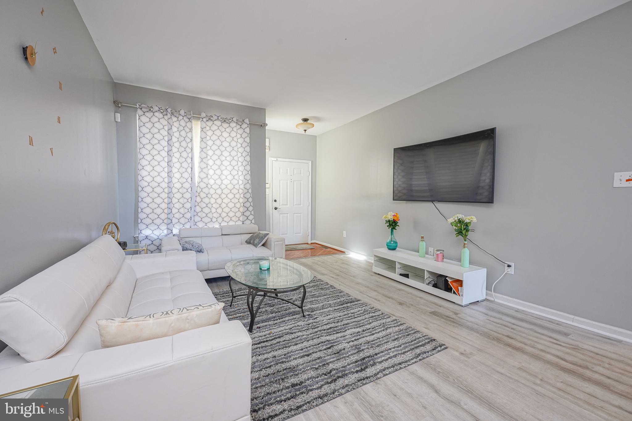 86 Threadleaf Terrace Burlington, NJ 08016 - Photo 4 of 32