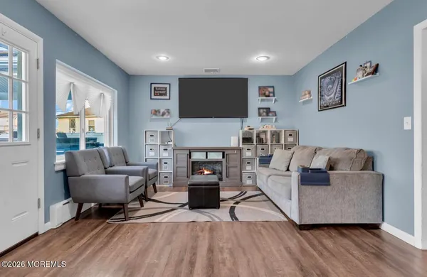 $749,999 | 210 Spring Lawn Avenue, Matawan, NJ 07747