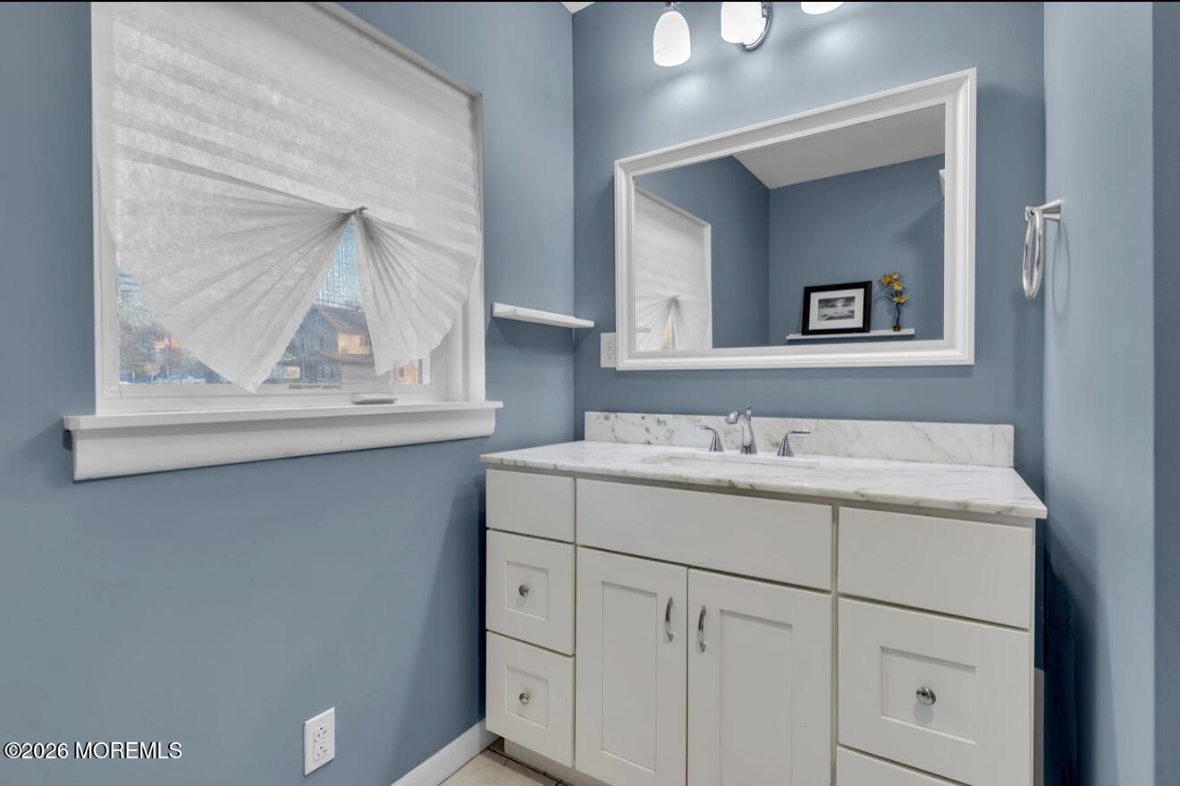 210 Spring Lawn Avenue Matawan, NJ 07747 - Photo 8 of 30 IMG_2743