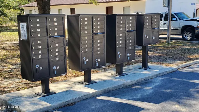 $5,895,000 | 125 North Davis Lane, DeFuniak Springs, FL 32433