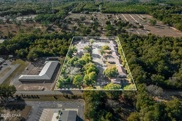 $5,895,000 | 125 North Davis Lane, DeFuniak Springs, FL 32433