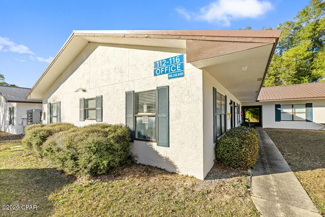 $5,895,000 | 125 North Davis Lane, DeFuniak Springs, FL 32433