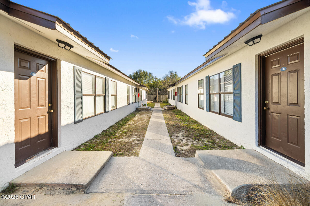 125 North Davis Lane DeFuniak Springs, FL 32433 - Photo 7 of 27