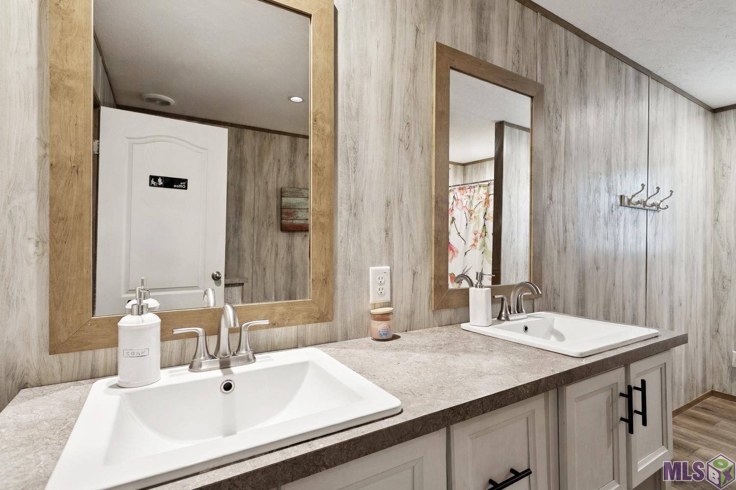 20415 Carpenter Road Springfield, LA 70462 - Photo 7 of 13