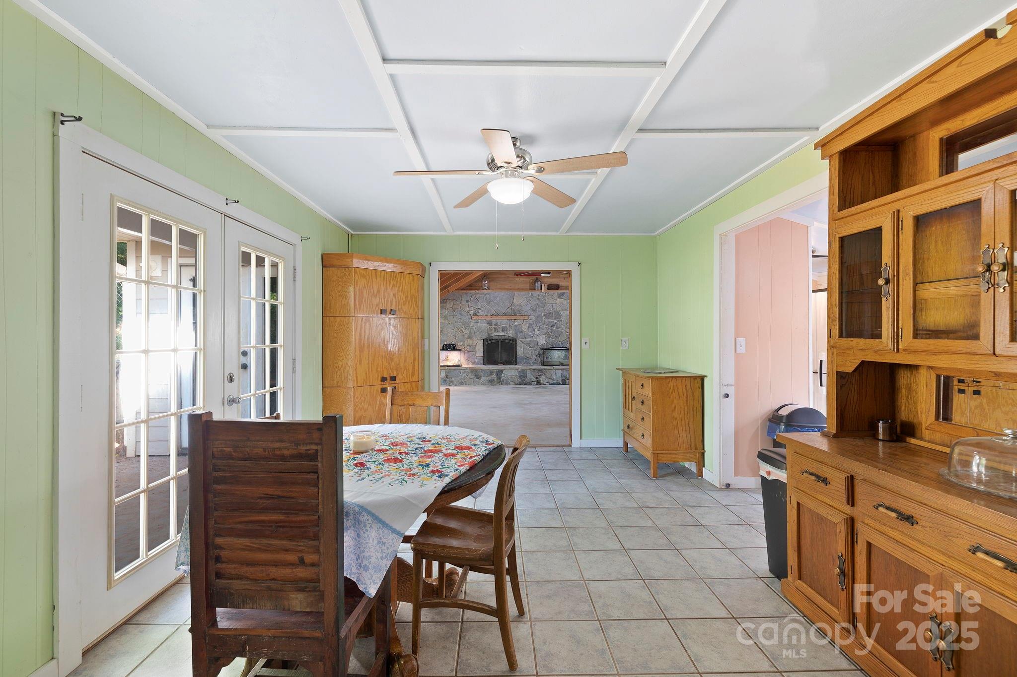 31 Abbott Moore Road Clyde, NC 28721 - Photo 5 of 27