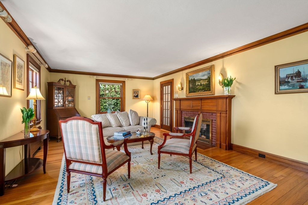 72 Elizabeth Road Belmont, MA 02478 - Photo 3 of 24 Gallery Image 3