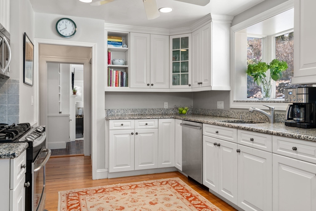 72 Elizabeth Road Belmont, MA 02478 - Photo 7 of 24 Gallery Image 7