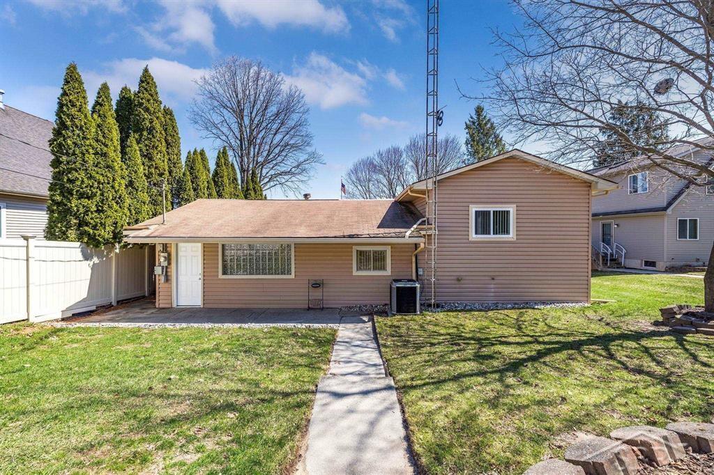 5307 Oakridge Road Beaverton, MI 48612 - Photo 27 of 37 50204380-49806be3-159a-4863-8b96-7c34d3ddcf20.JPG