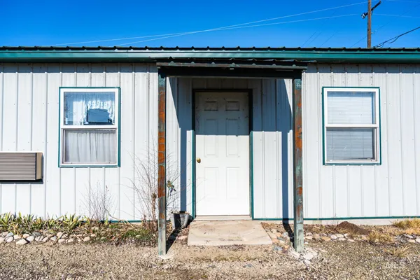 $399,990 | 5589 Highway 95 Spur, Ontario, OR 97914