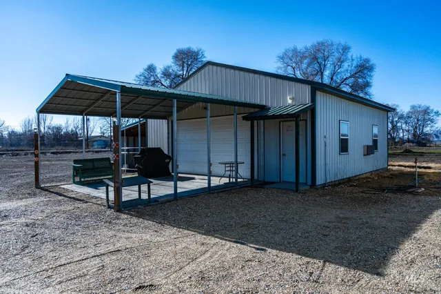 $449,999 | 5589 Highway 95 Spur, Ontario, OR 97914