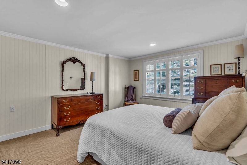 140 Lake End Road Newfoundland, NJ 07435 - Photo 19 of 48