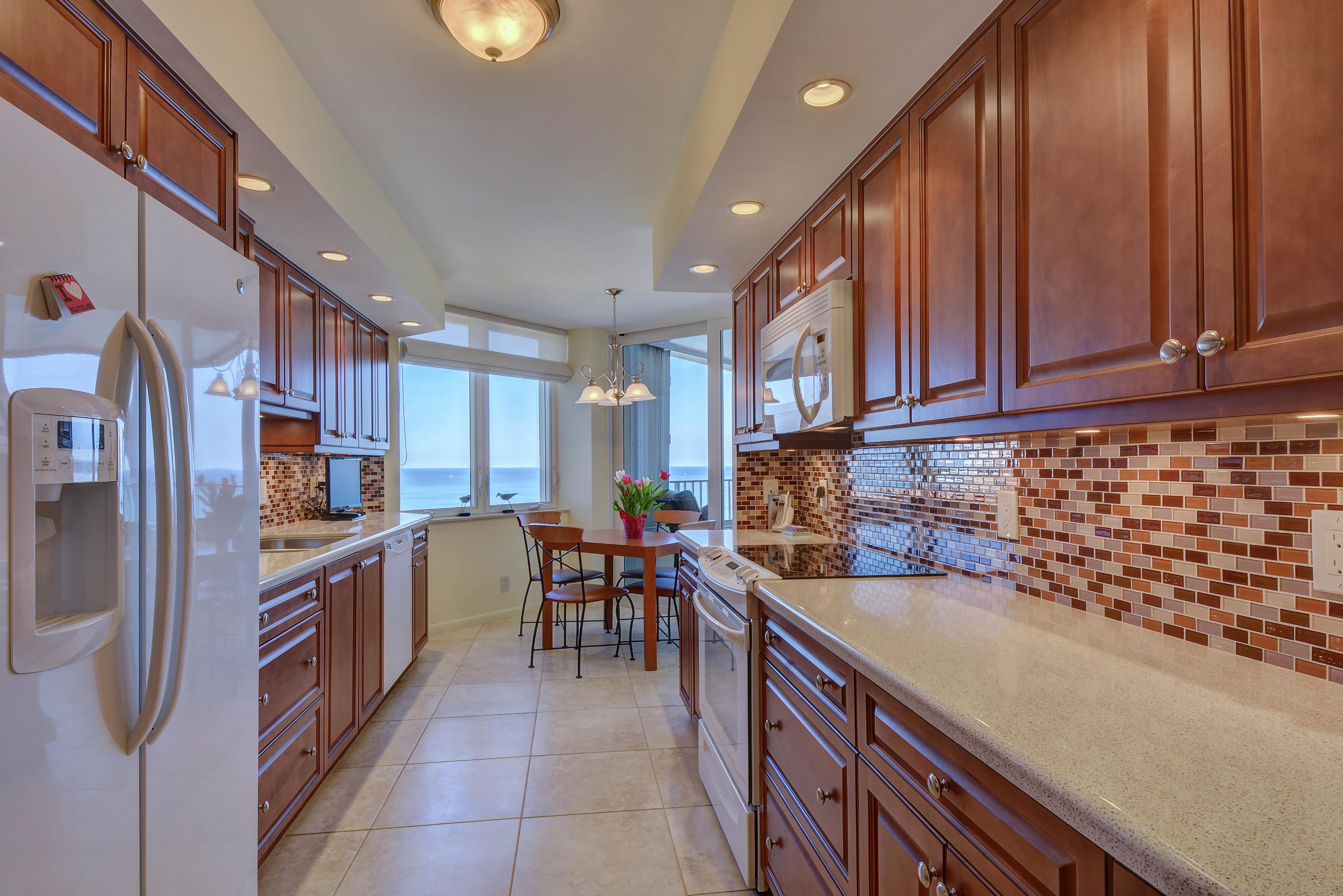 500 South Ocean Boulevard, Unit 1605 Boca Raton, FL 33432 - Photo 13 of 30 KITCHEN