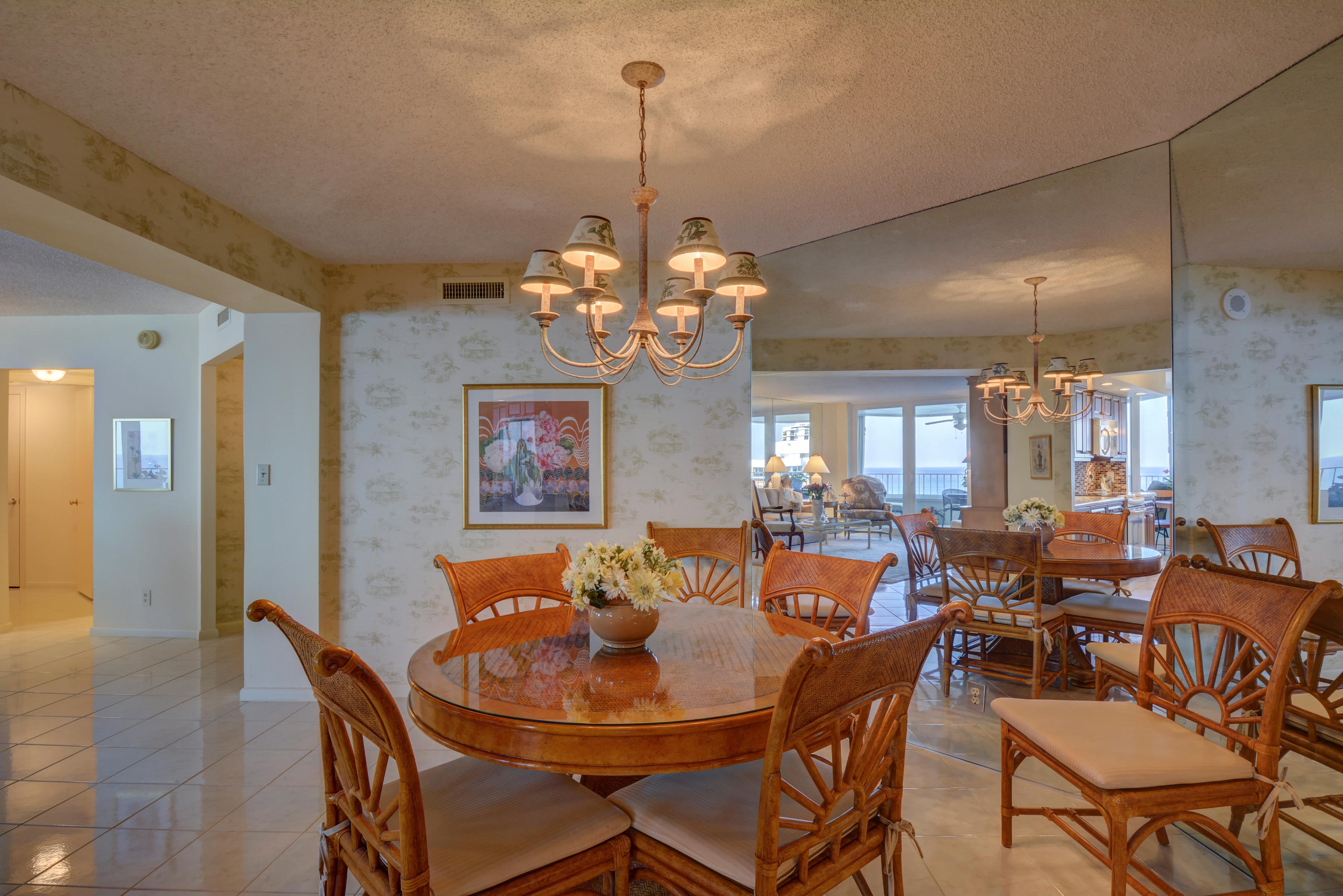 500 South Ocean Boulevard, Unit 1605 Boca Raton, FL 33432 - Photo 6 of 30 DINING ROOM