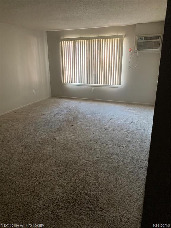 1250 East West Maple Road, Unit 2 Walled Lake, MI 48390 - Photo 4 of 13