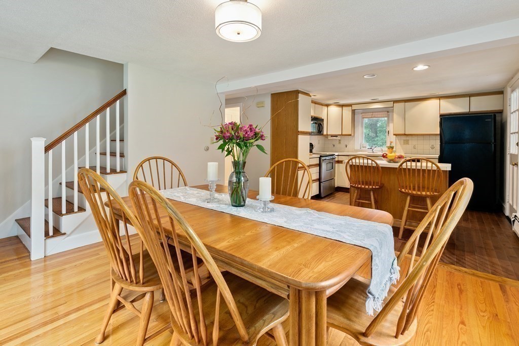 655 Waverly Road North Andover, MA 01845 - Photo 16 of 34 Gallery Image 16