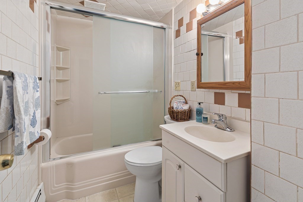 655 Waverly Road North Andover, MA 01845 - Photo 23 of 34 Gallery Image 23