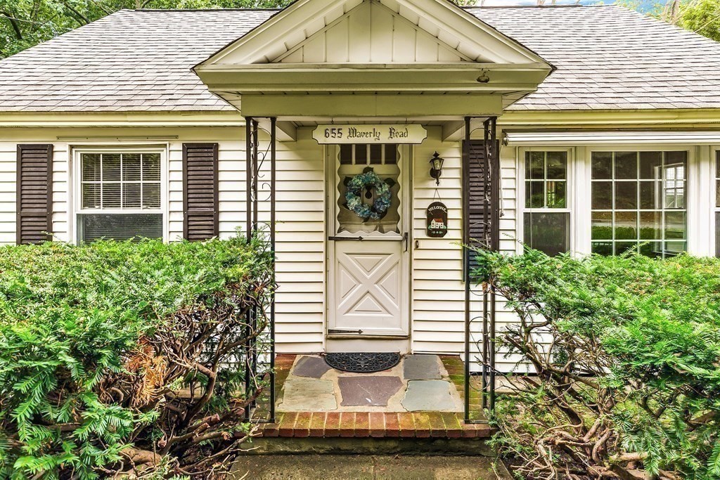 655 Waverly Road North Andover, MA 01845 - Photo 32 of 34 Gallery Image 32