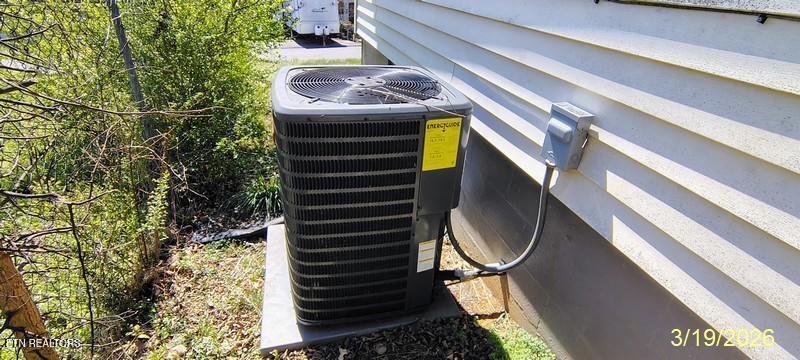 204 Riggs Street Athens, TN 37303 - Photo 7 of 12 CH&A