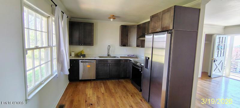 204 Riggs Street Athens, TN 37303 - Photo 9 of 12 kitchen