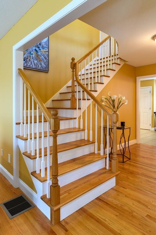 218 Cardinal Way Northampton, MA 01062 - Photo 20 of 37