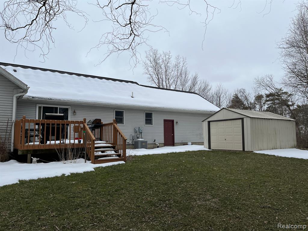 16378 Burt Road Capac, MI 48014 - Photo 7 of 43