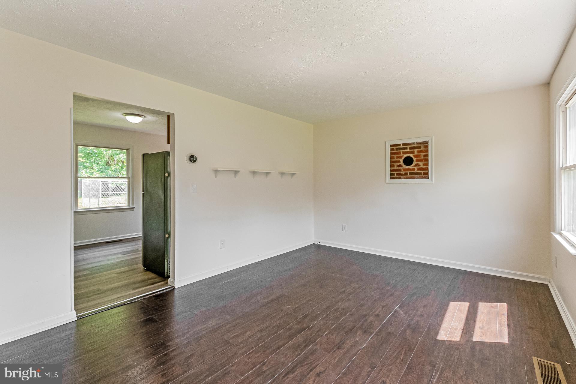 9577 Roys Lane Culpeper, VA 22701 - Photo 3 of 17 Gallery Image 3