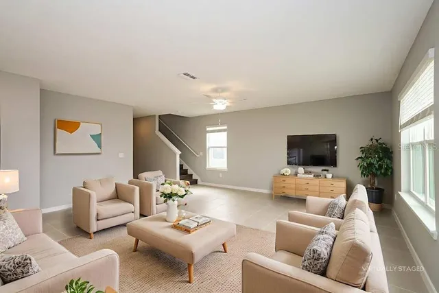 $2,045 | 4202 Goldfoil Road, Spring Hill, FL 34609