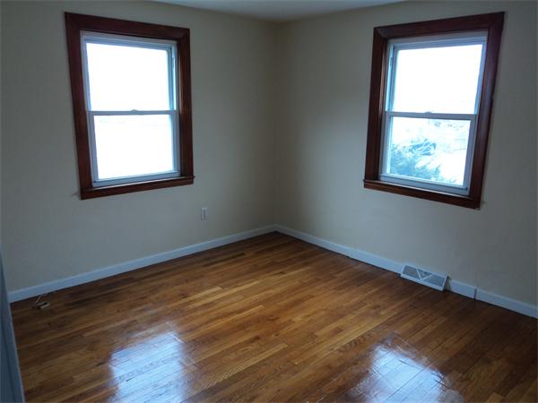 67 Fuller Road Weymouth, MA 02191 - Photo 6 of 17