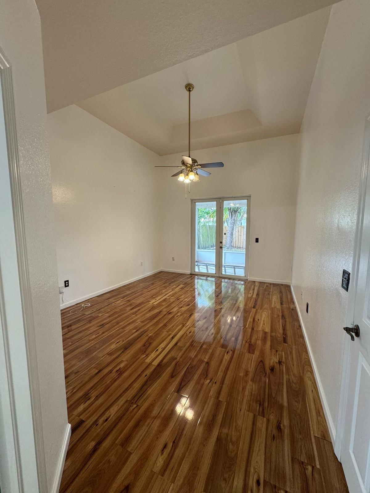 1430 Southeast 22nd Lane Homestead, FL 33035 - Photo 15 of 35 WhatsApp Image 2025-08-14 at 4.57.06 PM-