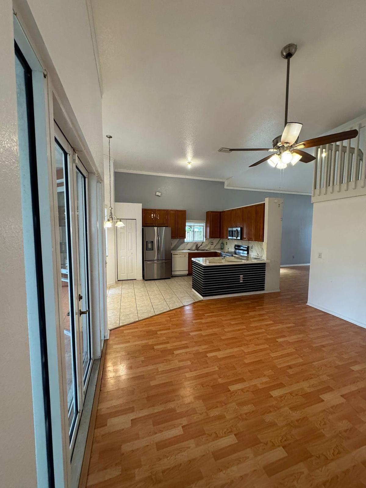 1430 Southeast 22nd Lane Homestead, FL 33035 - Photo 9 of 35 WhatsApp Image 2025-08-14 at 4.57.06 PM-