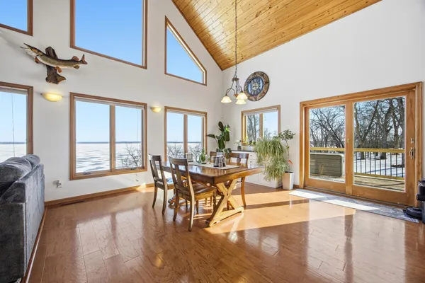 $849,999 | 46136 Little Pine Loop, Perham, MN 56573