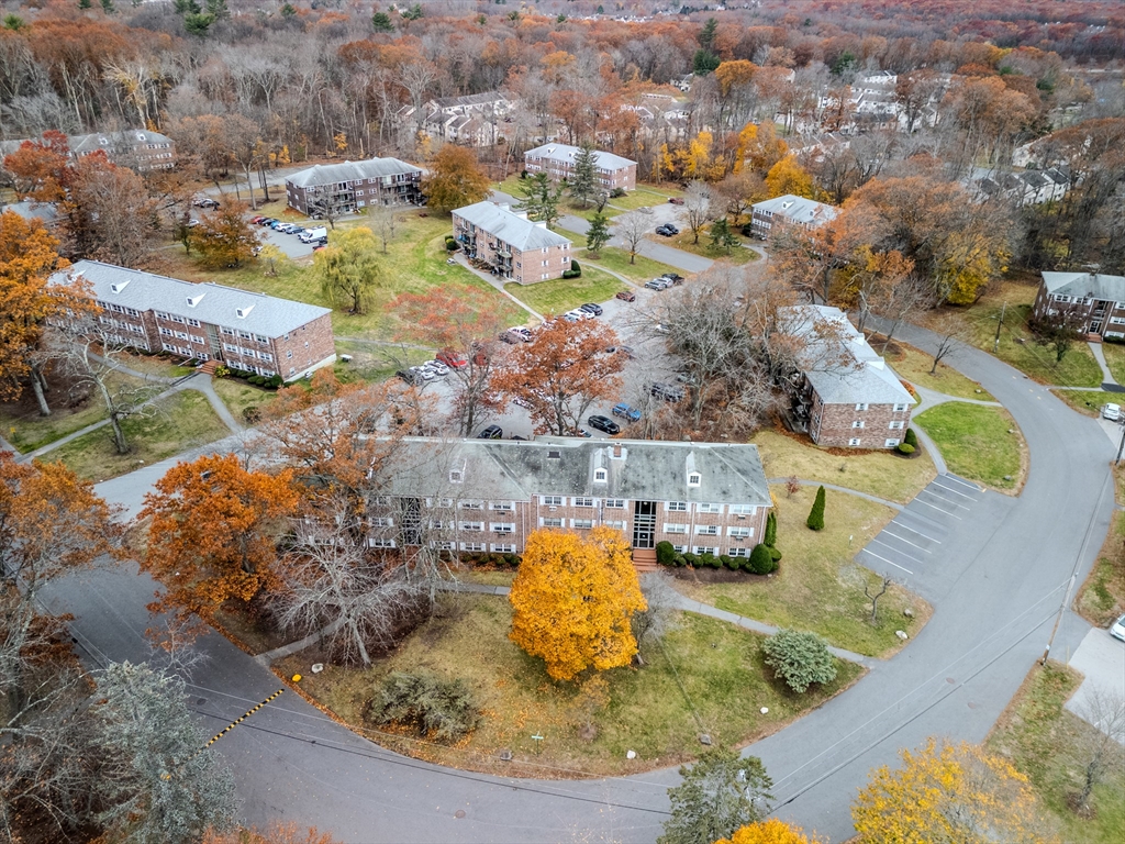 75 Edgelawn Avenue, Unit 1 North Andover, MA 01845 - Photo 20 of 25