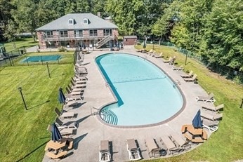 75 Edgelawn Avenue, Unit 1 North Andover, MA 01845 - Photo 21 of 25