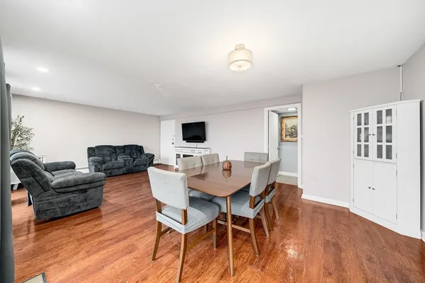 $375,000 | 75 Edgelawn Avenue, Unit 1, North Andover, MA 01845