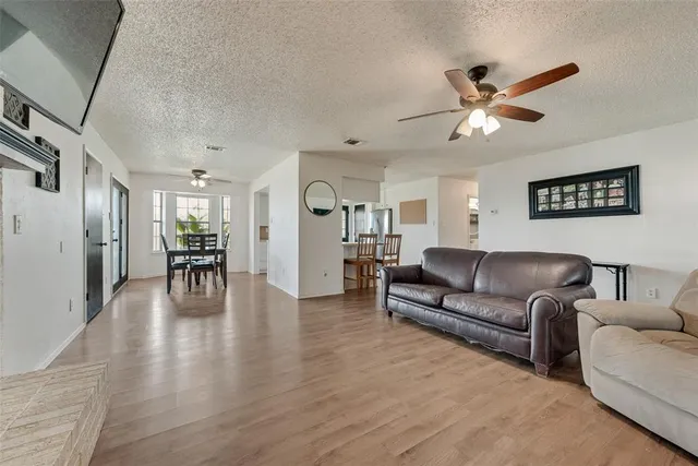 $280,000 | 6268 Crest Lane, Oak Grove, TX 75142